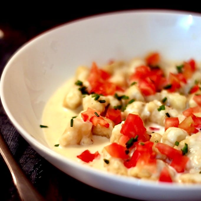 Photo of the Sweet potato gnocchi with semi-cured cheese fonduta and tomato – recipe of Sweet potato gnocchi with semi-cured cheese fonduta and tomato on DeliRec