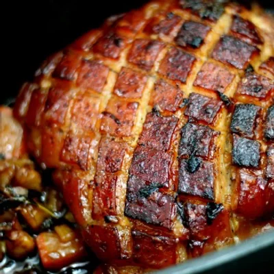 Recette de Poitrine de porc rôtie au fenouil sur le site de recettes DeliRec