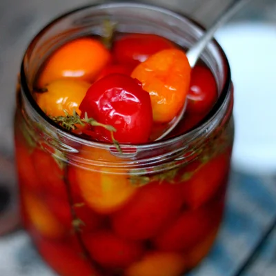 Recipe of Sweet and sour mini tomato pickles on the DeliRec recipe website
