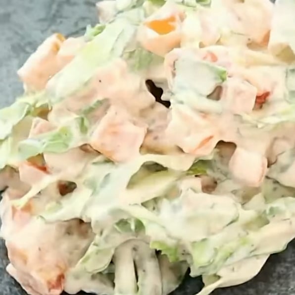 Foto da Salada de repolho com frango  - receita de Salada de repolho com frango  no DeliRec