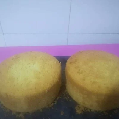 Recipe of  Fluffy and easy white dough cake on the DeliRec recipe website