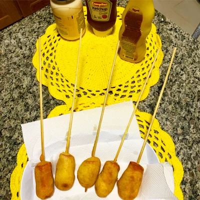 Recipe of Sausage roll on a stick on the DeliRec recipe website
