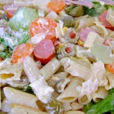 Foto da Salada de macarrão fria - receita de Salada de macarrão fria no DeliRec