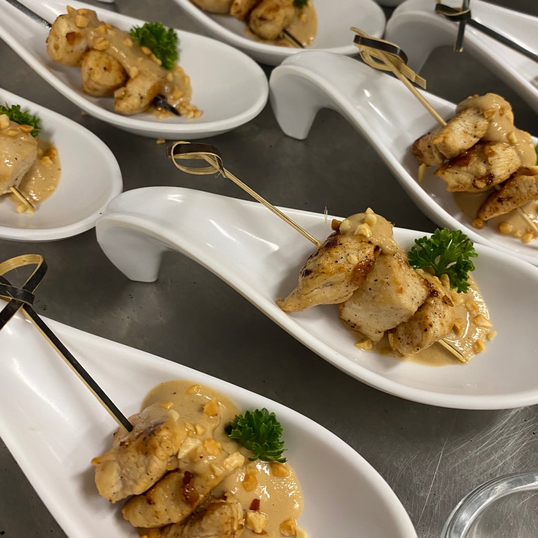 Photo of the Chicken skewer with peanut sauce – recipe of Chicken skewer with peanut sauce on DeliRec