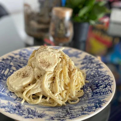 Receita de Spaghetti com pupunha e mozzarella de búfala no site de receitas DeliRec