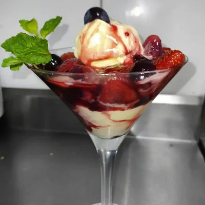 Recipe of Strawberries and Grapes on the DeliRec recipe website