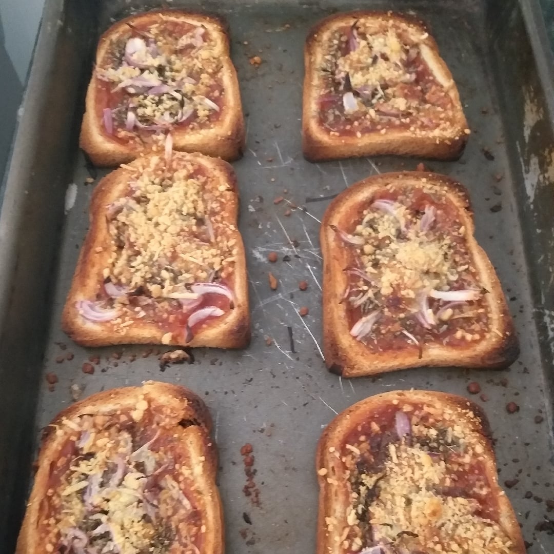 Foto da Pizza de pão de forma da tatah  - receita de Pizza de pão de forma da tatah  no DeliRec