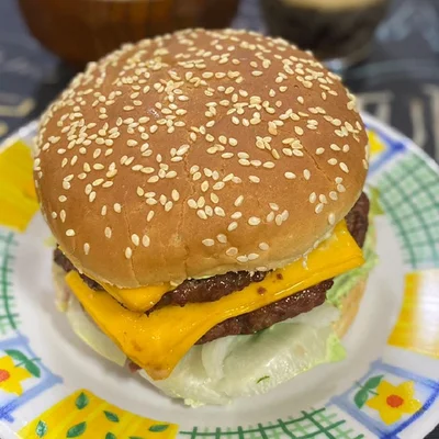 Recipe of Double hamburger with cheeder on the DeliRec recipe website
