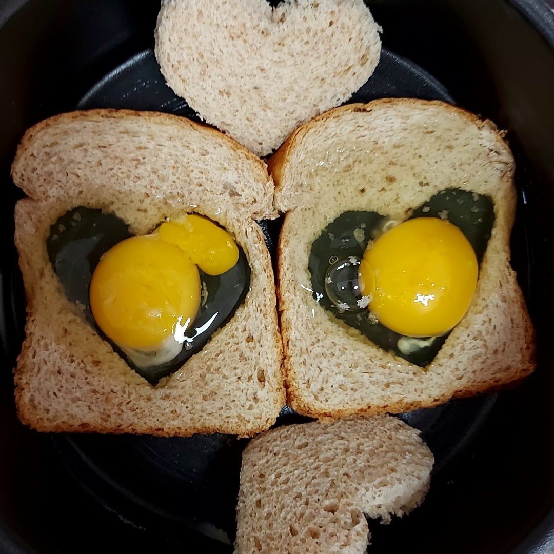 Foto da Torrada com ovos na airfryer  - receita de Torrada com ovos na airfryer  no DeliRec