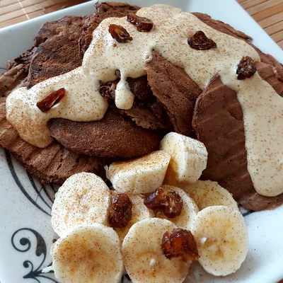 Recette de Pancakes protéinés au cacao sur le site de recettes DeliRec