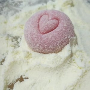 Recipe of Goumert strawberry brigadeiro on the DeliRec recipe website
