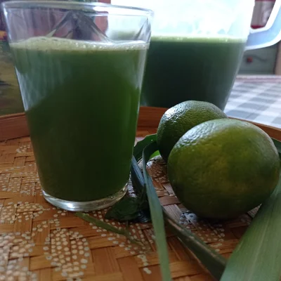Recipe of Natural Calming Lemongrass Juice on the DeliRec recipe website