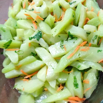 Recipe of chayote salad with mint @gastaofitness on the DeliRec recipe website