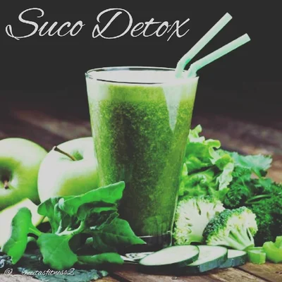 Recipe of Apple detox juice for weight loss on the DeliRec recipe website