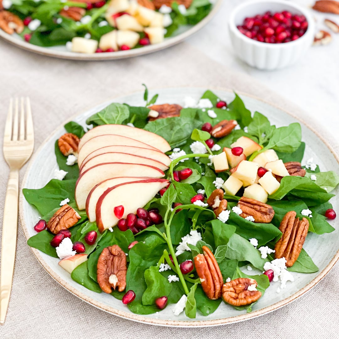 Photo of the Spinach Salad with Apples and Pecans – recipe of Spinach Salad with Apples and Pecans on DeliRec