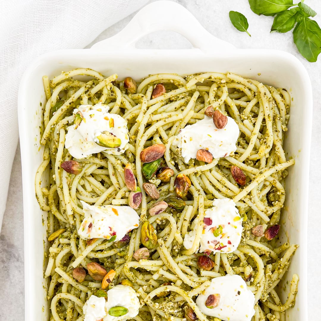 Photo of the Spaghetti with pesto and burratas – recipe of Spaghetti with pesto and burratas on DeliRec