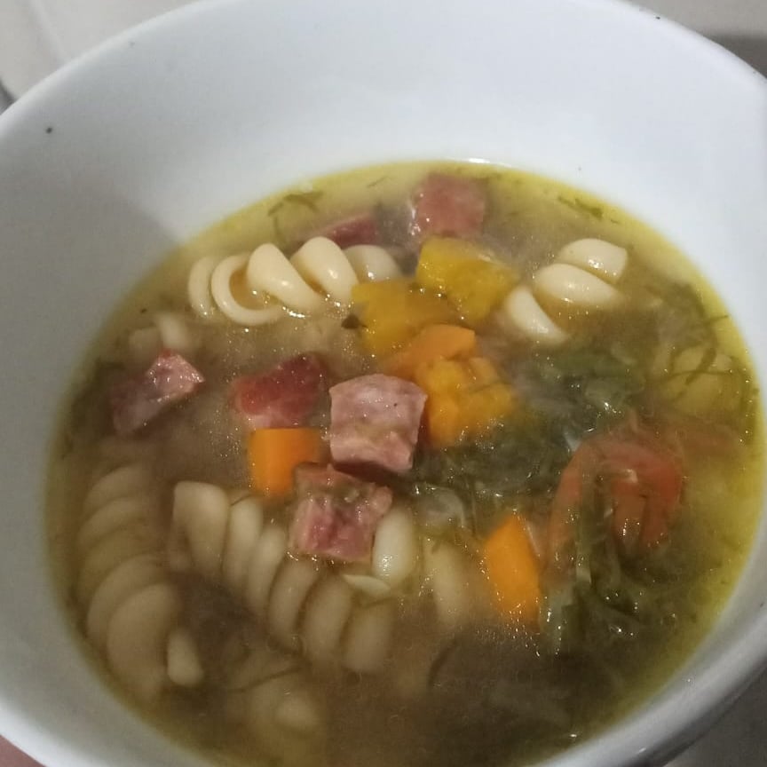 Foto da Sopa com calabresa e legumes  - receita de Sopa com calabresa e legumes  no DeliRec