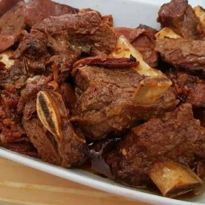 Recipe of Beef ribs in the pressure cooker on the DeliRec recipe website