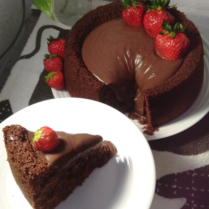 Foto da Recheio de chocolate para bolo piscina - receita de Recheio de chocolate para bolo piscina no DeliRec