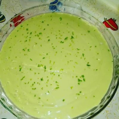 Recipe of Creamy avocado dessert. on the DeliRec recipe website