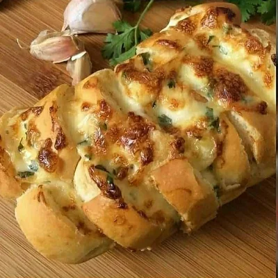Recipe of Garlic Bread with Cottage Cheese in the AIR FRYER on the DeliRec recipe website