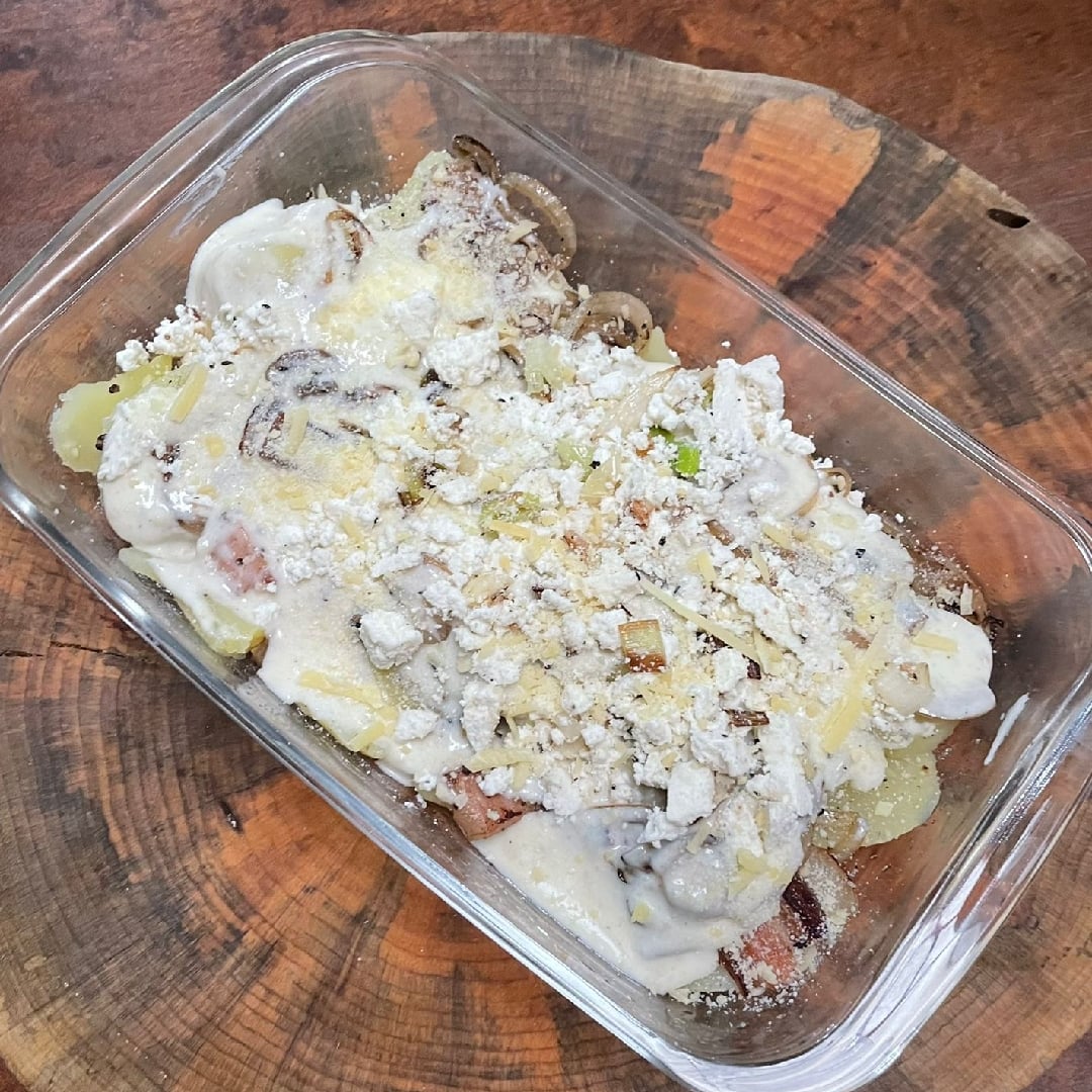 Photo of the Potato au gratin with onion, bacon and white sauce – recipe of Potato au gratin with onion, bacon and white sauce on DeliRec