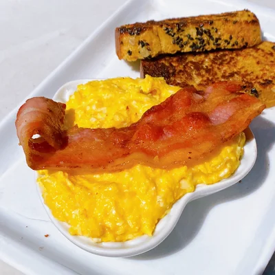 Recipe of Creamy hotel eggs on the DeliRec recipe website