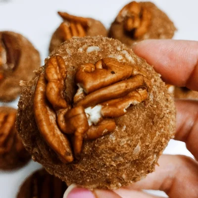 Recipe of Prestige Vegan Cookie with Nuts on the DeliRec recipe website