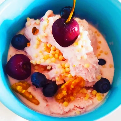 Recipe of Strawberry Fit Protein Ice Cream 🍓 on the DeliRec recipe website