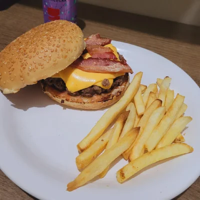 Recipe of Homemade hamburger on the DeliRec recipe website