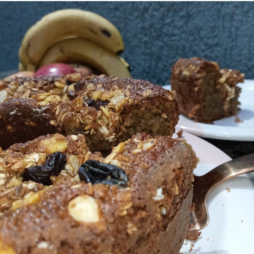 Photo of the Banana and Apple Cake with Granola – recipe of Banana and Apple Cake with Granola on DeliRec