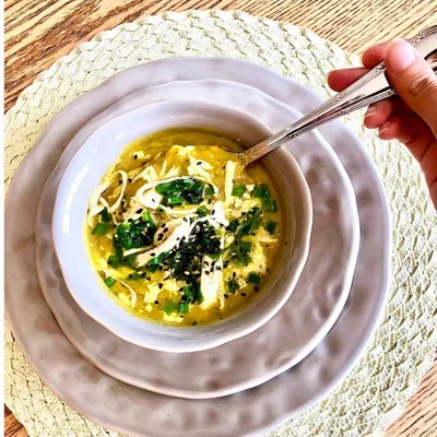 Receta de Sopa de Zanahoria con Leche de Coco, Jengibre y Curry en el sitio web de recetas de DeliRec
