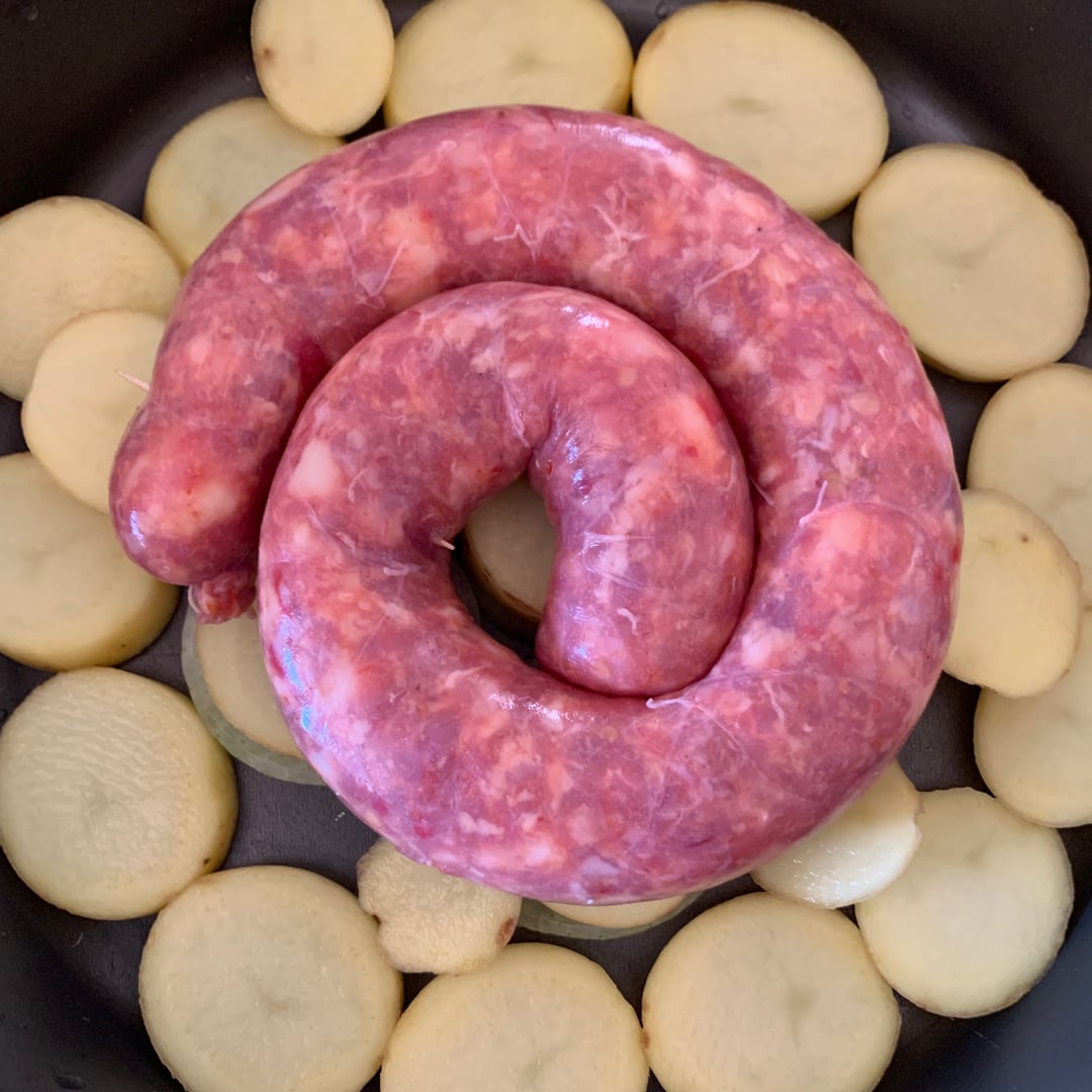 Photo of the Baked sausage with potatoes – recipe of Baked sausage with potatoes on DeliRec