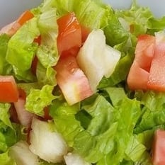 Foto da Salada de alface e tomate - receita de Salada de alface e tomate no DeliRec