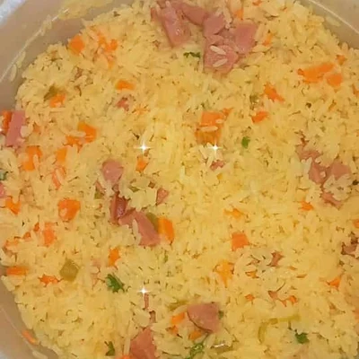 Recipe of Seasoned rice with sausage on the DeliRec recipe website