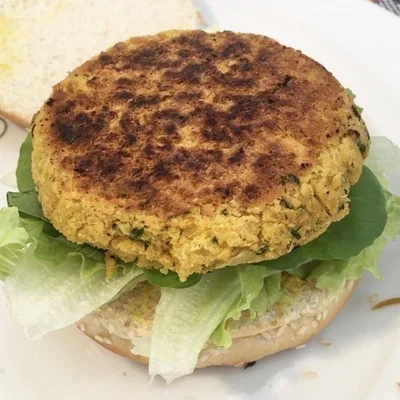 Recipe of Vegan chickpea burger with ora-pro-nobis on the DeliRec recipe website