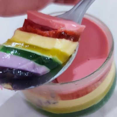 Recipe of Rainbow gelatin 🌈 on the DeliRec recipe website