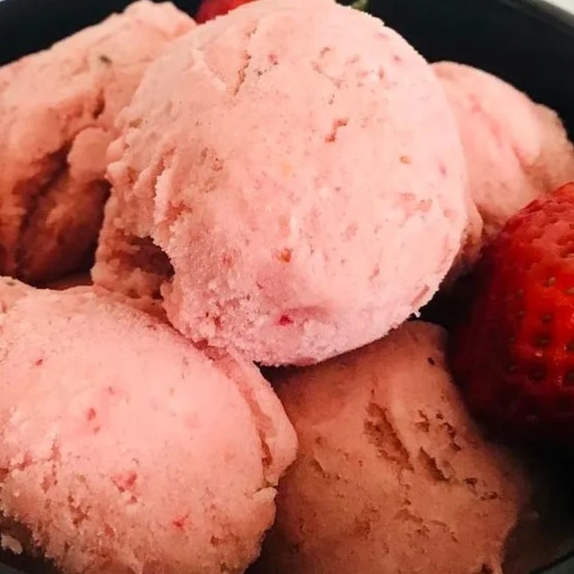 Photo of the easy strawberry ice cream – recipe of easy strawberry ice cream on DeliRec