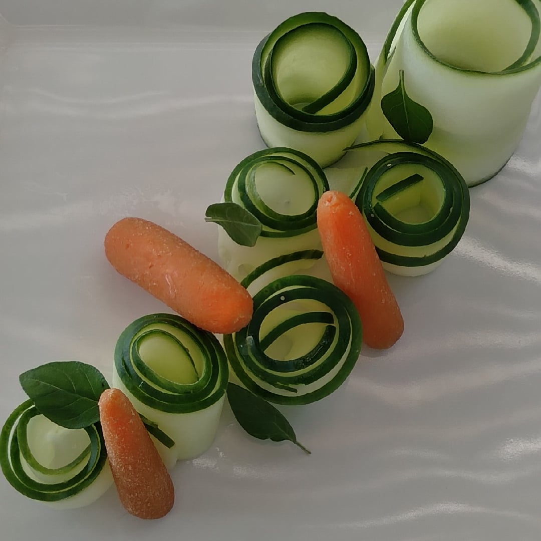 Foto da Salada de pepino e cenoura baby  - receita de Salada de pepino e cenoura baby  no DeliRec