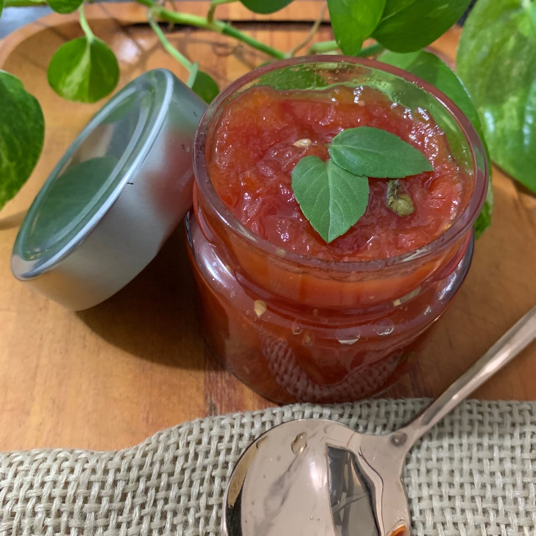 Foto da Geleia caseira de tomate com manjericão  - receita de Geleia caseira de tomate com manjericão  no DeliRec