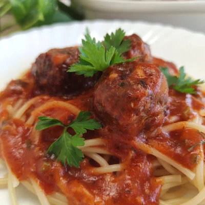 Recipe of Meatballs with gluten-free pasta on the DeliRec recipe website