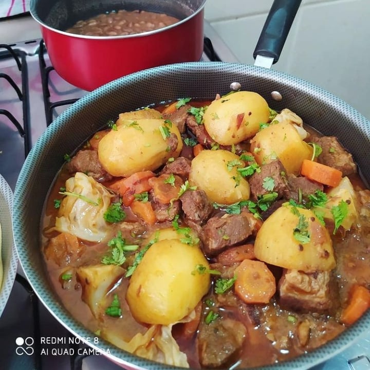 Foto da Carne de panela com batata e cenoura Fácil 😍 - receita de Carne de panela com batata e cenoura Fácil 😍 no DeliRec