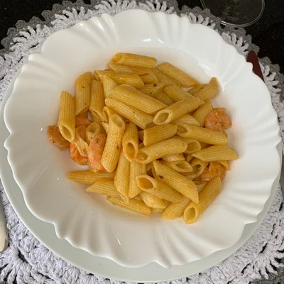 Recipe of Penne in tomato sauce with shrimp on the DeliRec recipe website