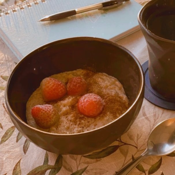 Photo of the Oatmeal porridge with strawberries – recipe of Oatmeal porridge with strawberries on DeliRec