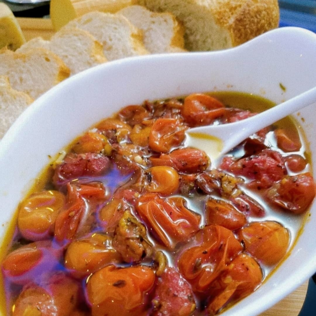Photo of the Tomato confit in the Airfryer – recipe of Tomato confit in the Airfryer on DeliRec