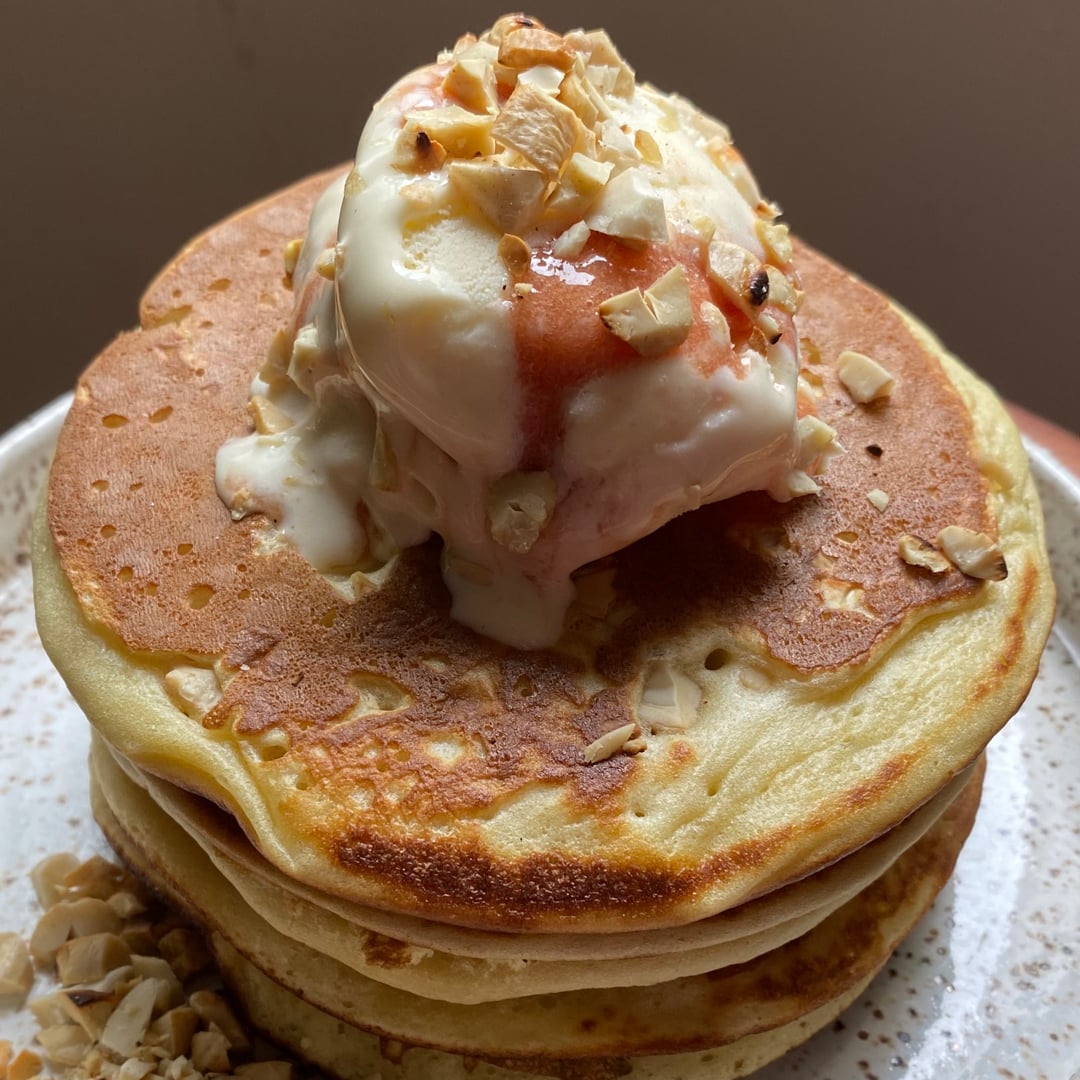 Photo of the Cashew nut pancake with cheese ice cream and guava – recipe of Cashew nut pancake with cheese ice cream and guava on DeliRec