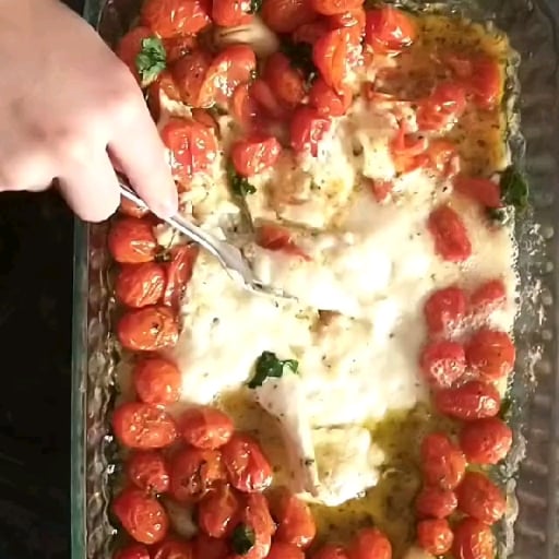Foto da Massa com tomate e queijo brie  - receita de Massa com tomate e queijo brie  no DeliRec