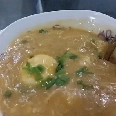Cassava broth with chicken and egg
