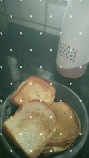 Foto da Pão na margarina e parmesão  - receita de Pão na margarina e parmesão  no DeliRec
