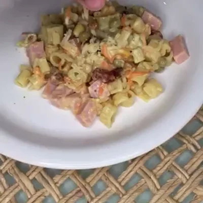 Receita de Salada de macarrão com bacon  no site de receitas DeliRec